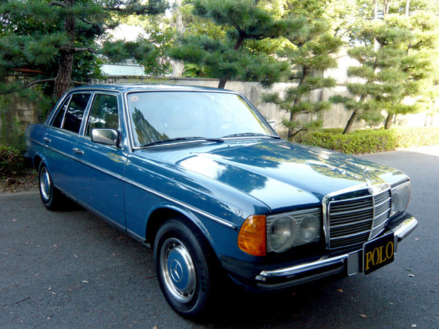 1981年 300D: 輸入/欧州車専門店 (株)ポロ