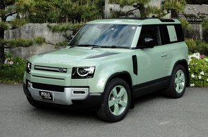 ☆今月の特選車！！☆　1オーナー、保証付き、禁煙車、75台限定モデル！！コレクションの一台に如何でしょうか！