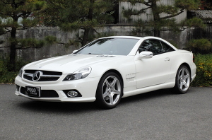 83,509km時、ベルトテンショナー、Vベルト、ガイドプーリー、サーモスタット、キャップ、コンテナ、ベントチューブ交換済み（ディーラーにて）